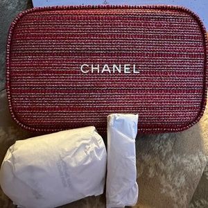 CHANEL Hydration On-Hand Holiday Gift Set